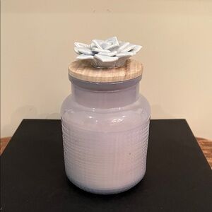 Loft No. 7 ocean mist blue aloe candle